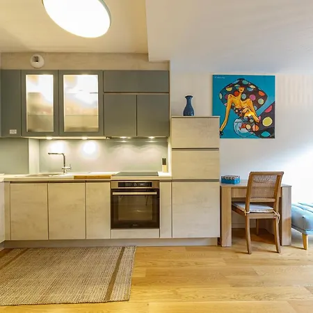 Le B3 De Claire - La Montille Apartment