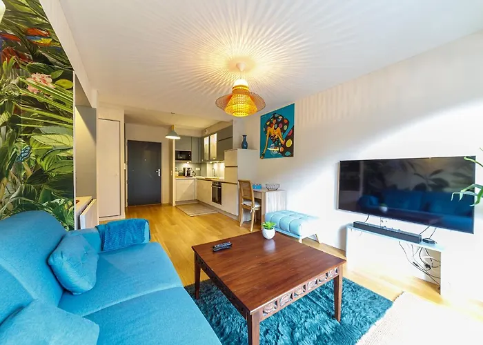 Апартаменты Le B3 De Claire - La Montille *